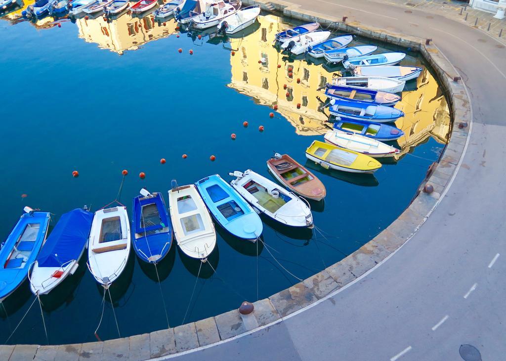 Amarru Apartments Piran Exterior foto